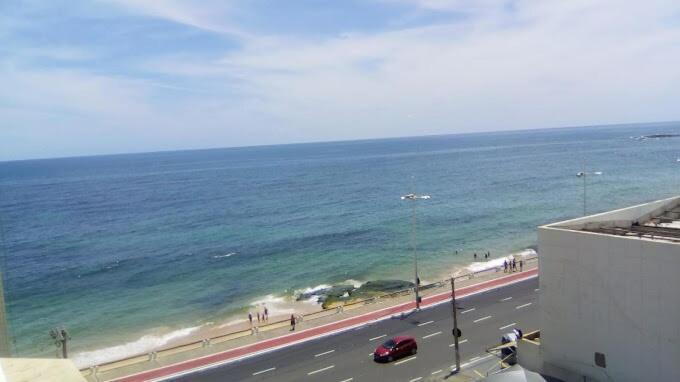Apartamento Na Orla Da Pituba Salvador